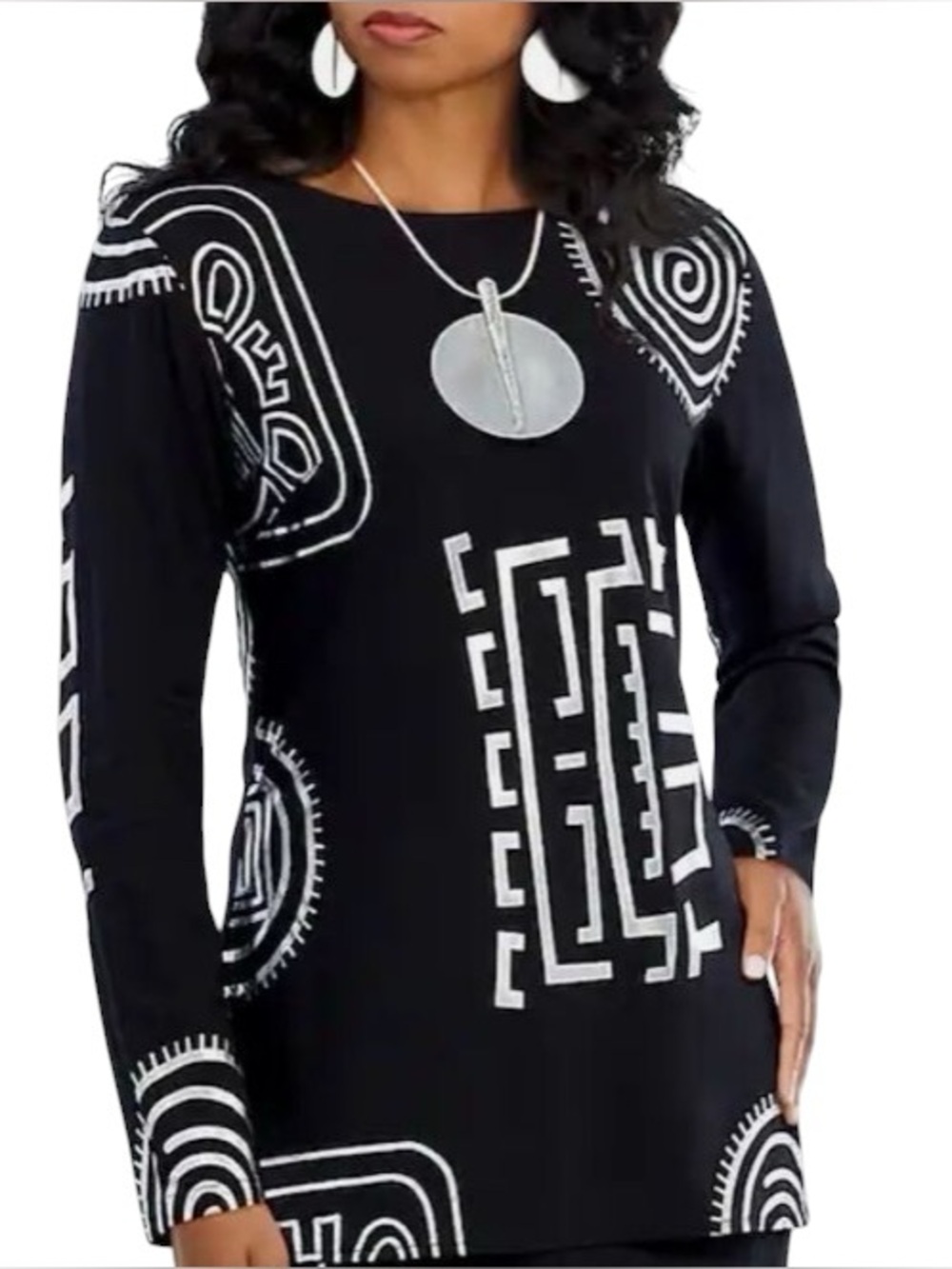 ASHRO~Black/White Long-Sleeve Tunic with Graphic Motifs
Size XXL
NWOT